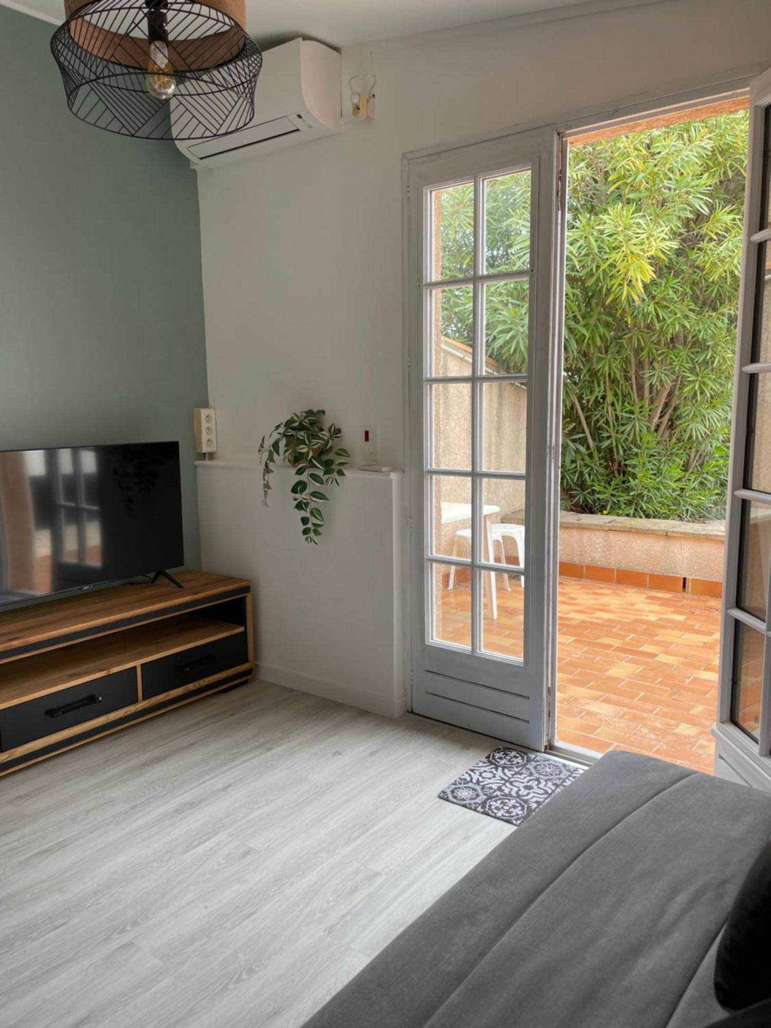 Villa Lcsm Et Studio Frontignan Buitenkant foto